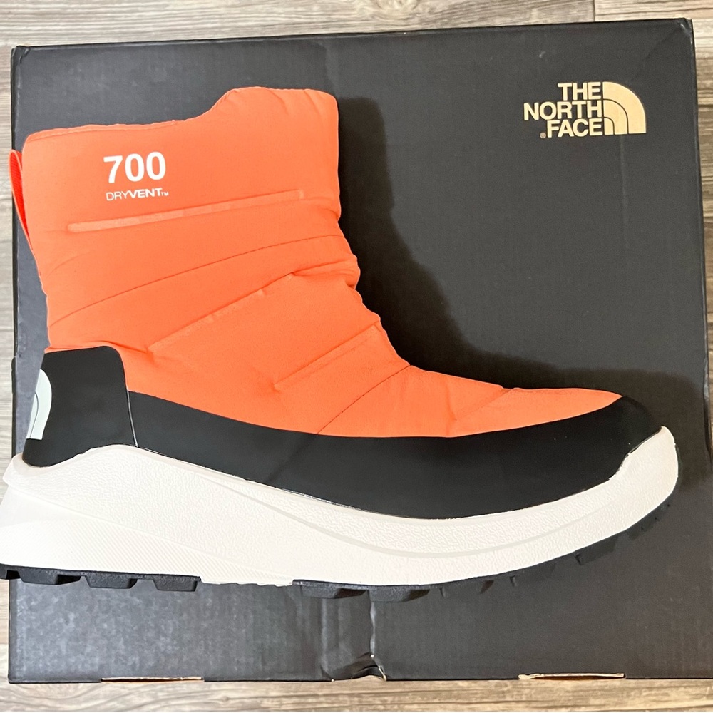 Northface booties peach color.